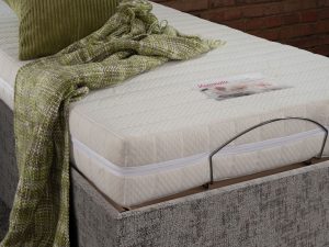 Viscomatic Adjustable Bed with Memory Foam Mattress